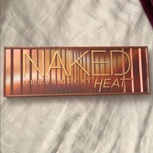 Urban Decay Naked Heat Palette